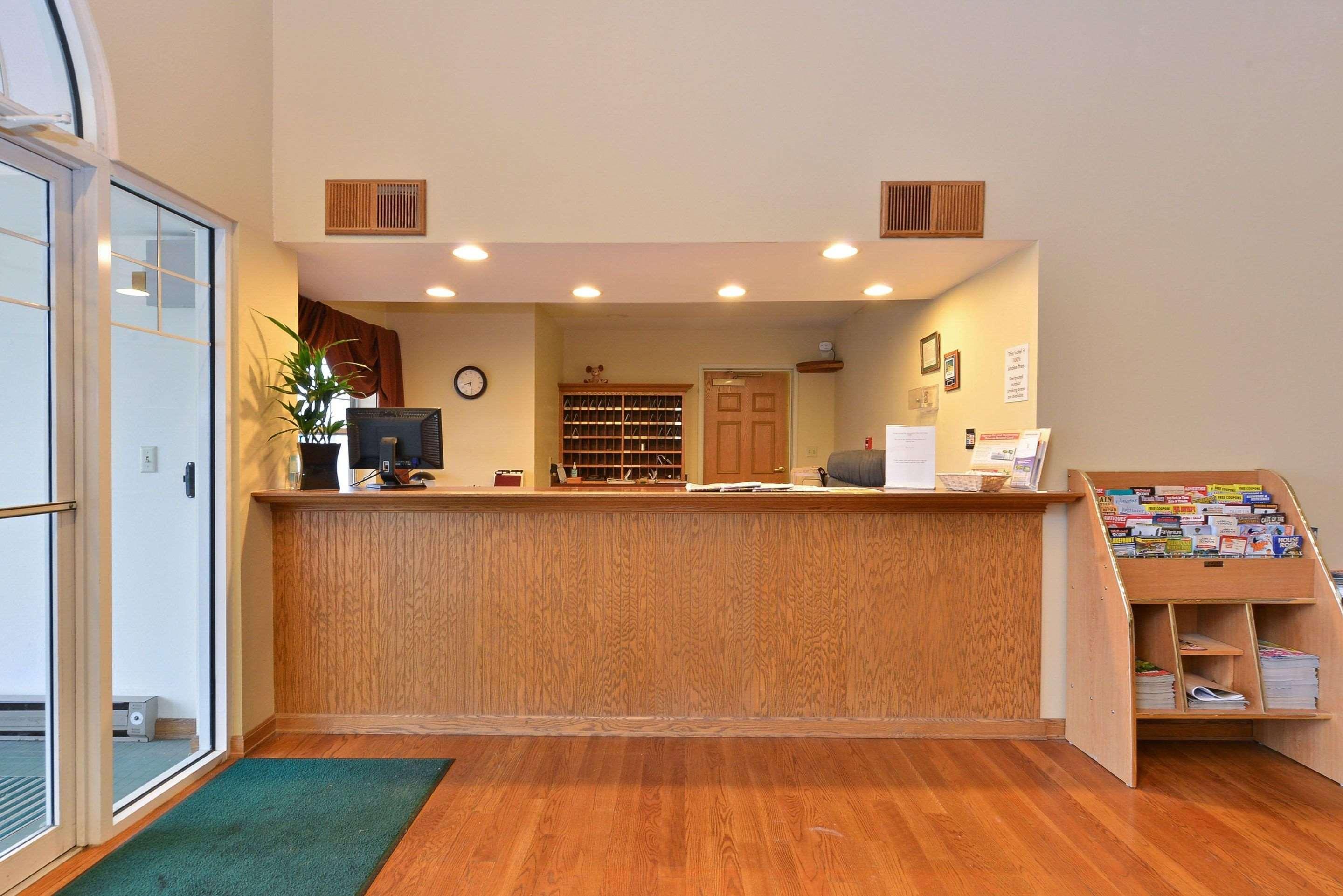 Quality Inn & Suites Shawano Exterior photo